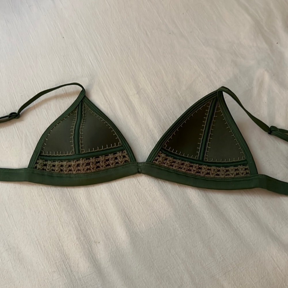 Triangle top
